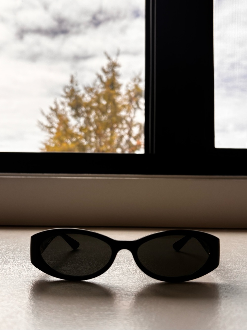 Gucci Oval Sunglasses GG1660S (as seen on Hailey Bieber) - Picture 3 of 7